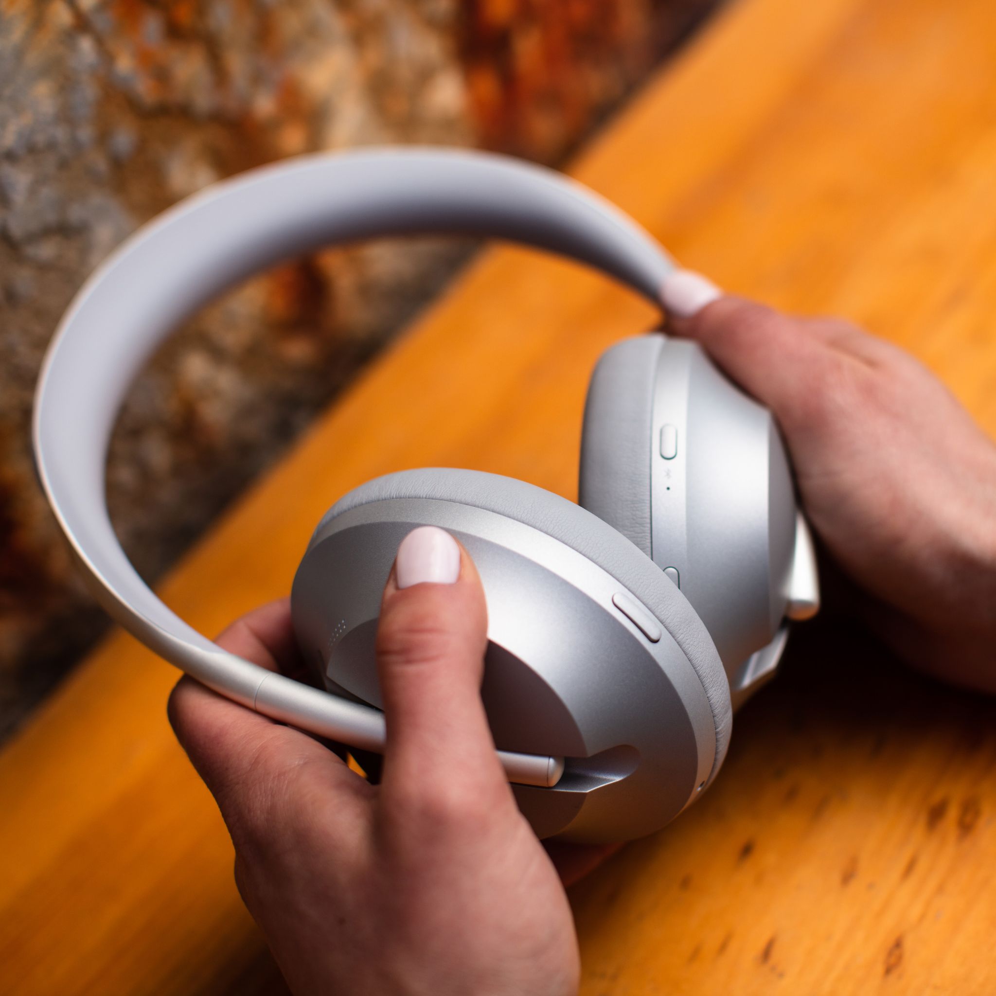 PR - Bose Noise Cancelling Headphones 700